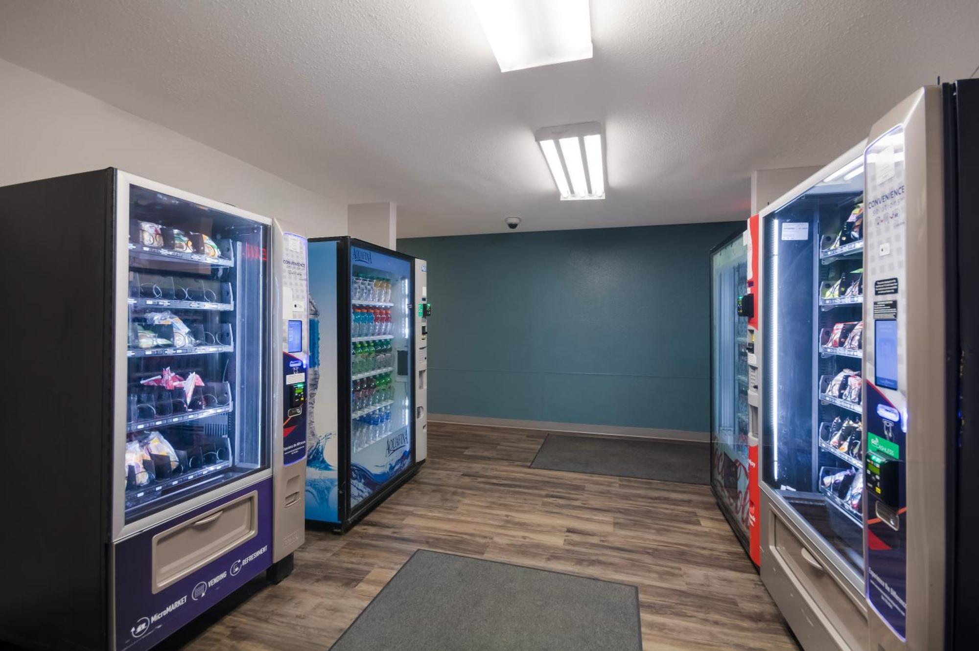 Woodspring Suites Lexington Southeast エクステリア 写真