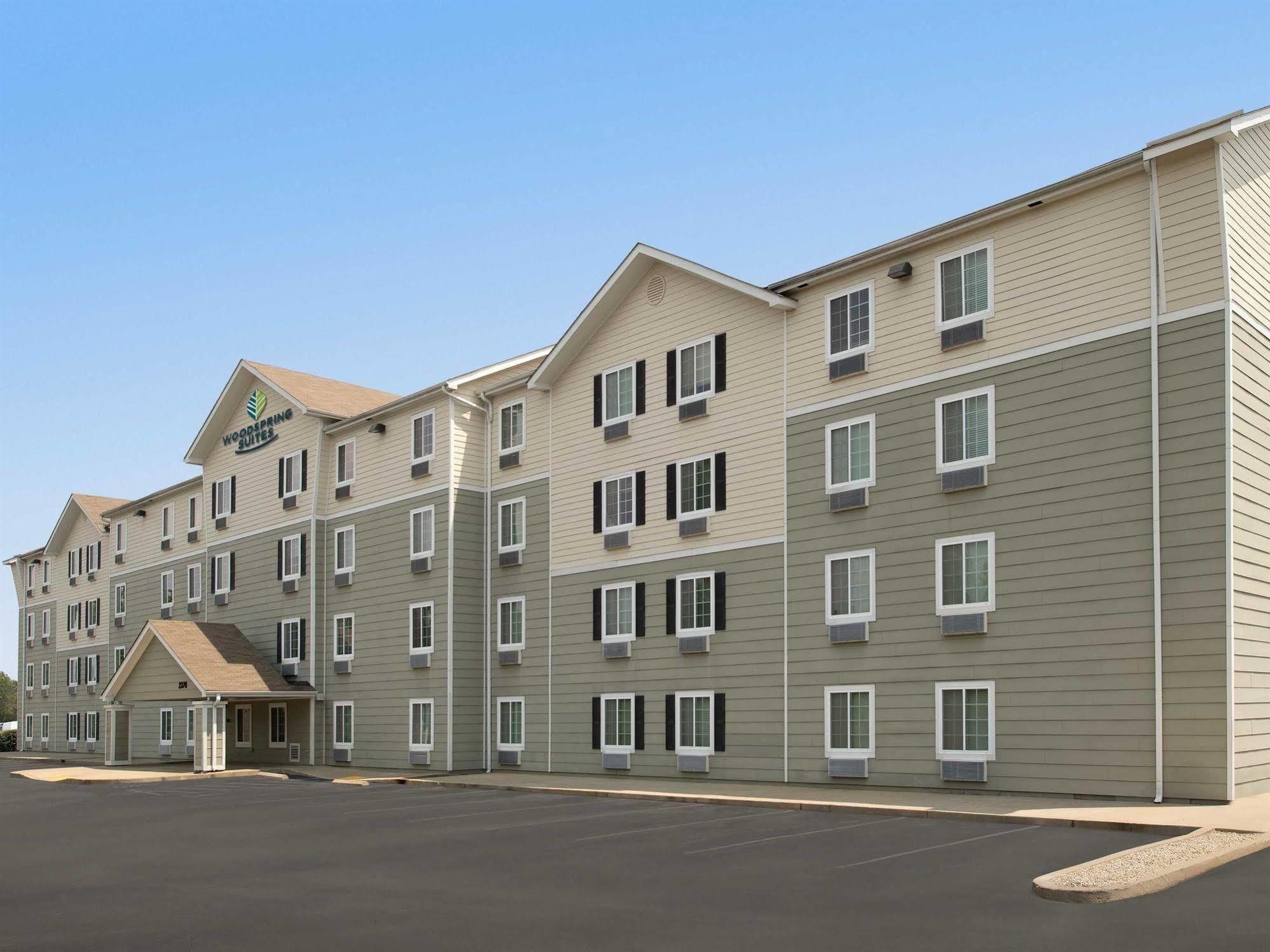 Woodspring Suites Lexington Southeast エクステリア 写真